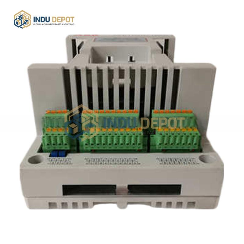 Automatic Voltage Regulator UNS 0119A-Z,V1 3BHE030579R0207 ABB