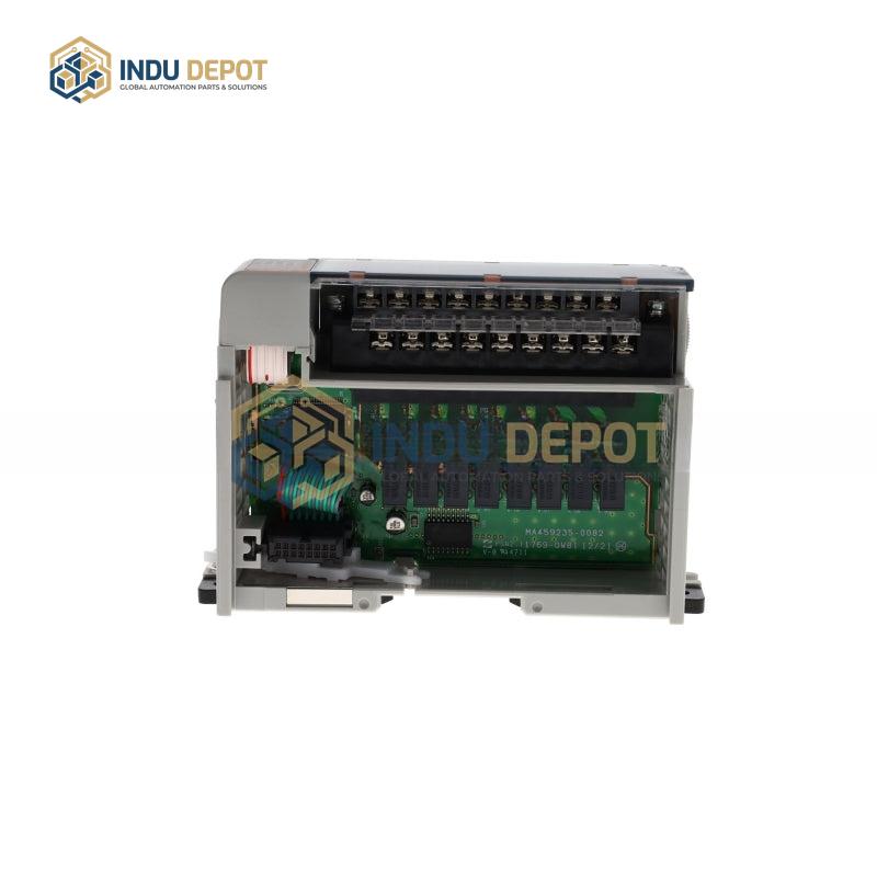 Allen-Bradley 1769-OW8I CompactLogix Relay Output Module - Image 2