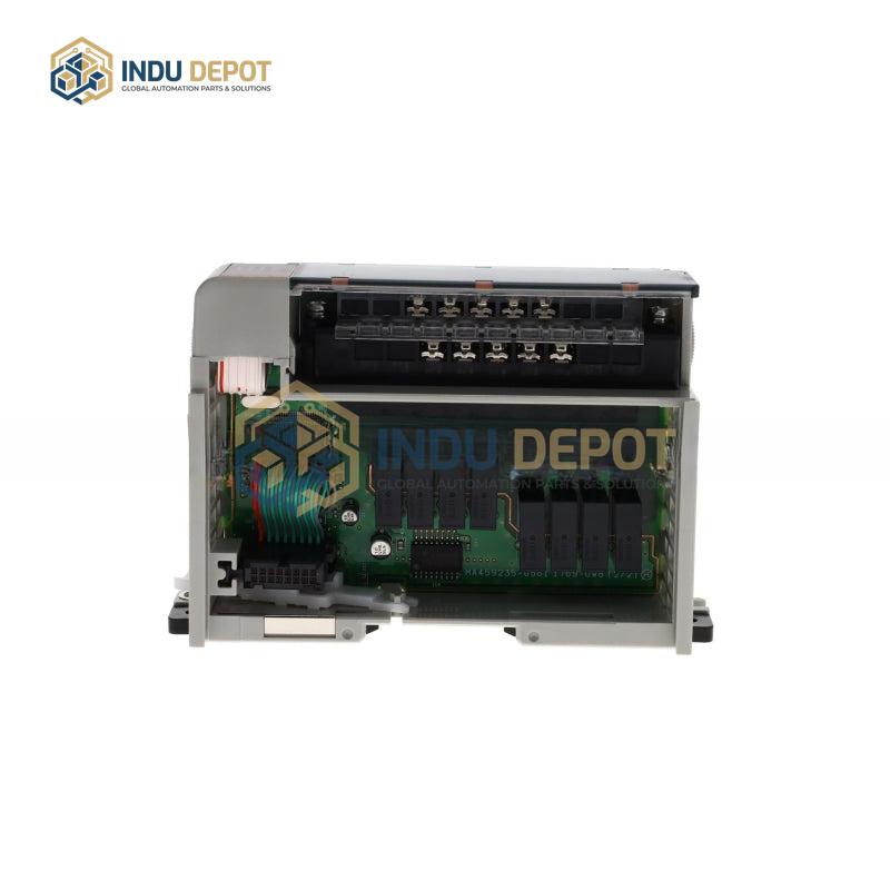 Allen-Bradley 1769-OW8 CompactLogix Relay Output Module - Image 3