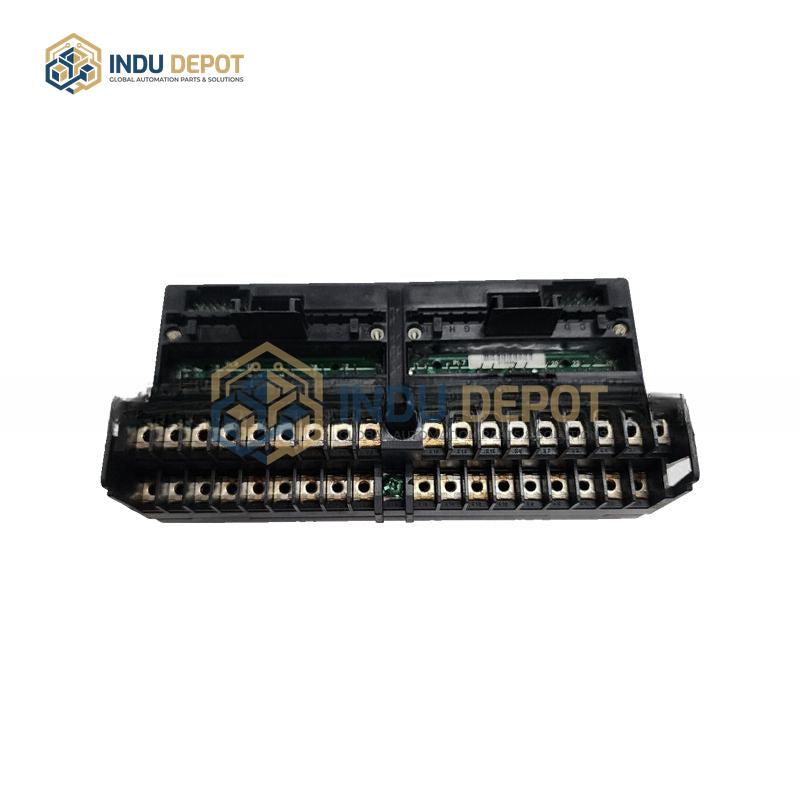 IC670CHS101 by GE Rugged I/O Base Barrier Style Terminal - Image 2