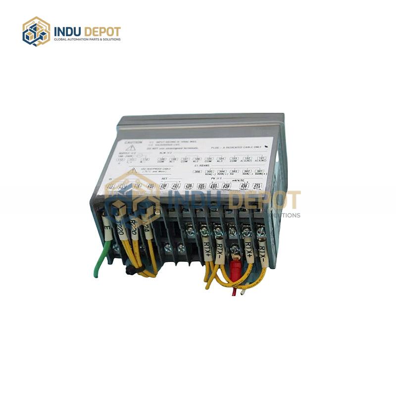 YOKOGAWA UM33A-010-11 Digital Indicator with Alarms